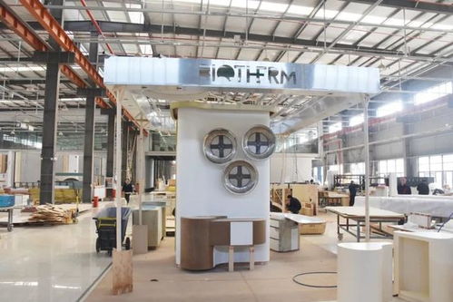 你常逛的化妆品专柜，或许都源自金山这家工厂的设计与制作